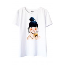 White T-shirt with Alisha print