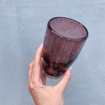Pflaumenglas aus gehärtetem Glas