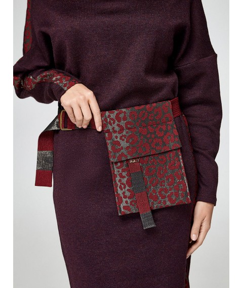 Женское платье ангоровое с поясной сумочкой бордовое зимнее "Феррано" Modna KAZKA MKSH2355-1