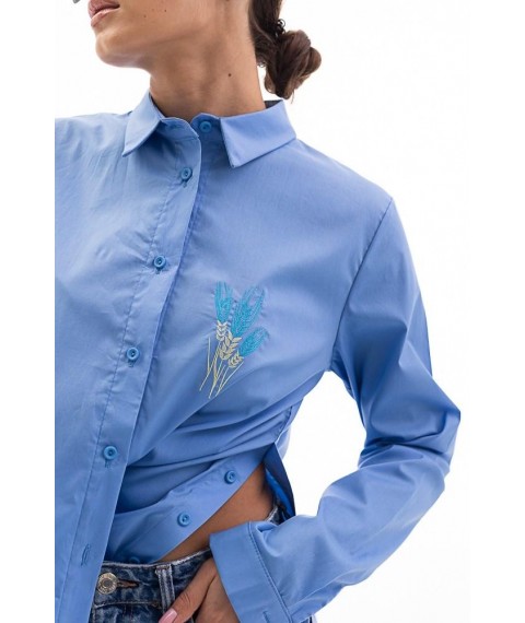 Рубашка женская базовая с пуговицами и вышивкой голубая Modna KAZKA MKAR46546-1 42