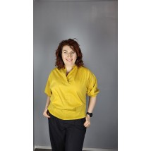 Рубашка женская базовая коттоновая с пуговицами на спине на стойку горчичная Modna KAZKA MKAD7479-01