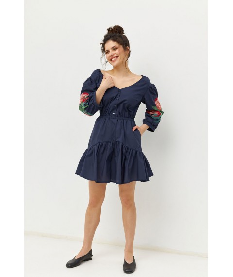 Женское летнее платье синего цвета с яркой вышивкой Modna KAZKA MKRM4094-1