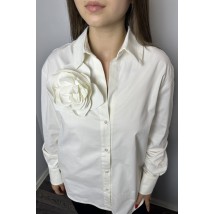 Женская рубашка с украшением молочная Modna KAZKA MKTRG3620-1