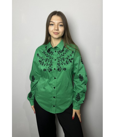 Рубашка женская элегантная с вышивкой зеленая Modna KAZKA MKRM4134-1 48