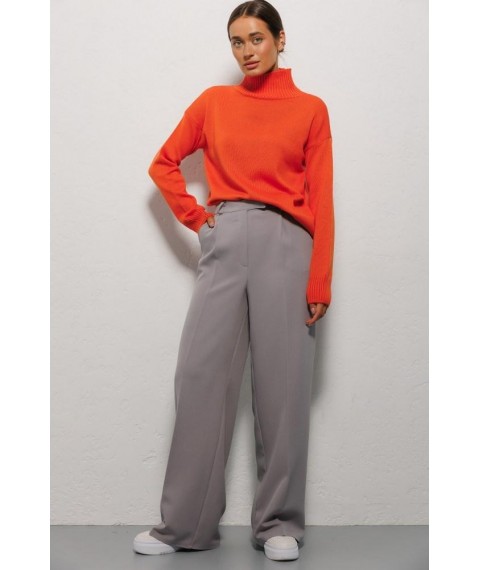 Вязаный женский оранжевый свитер