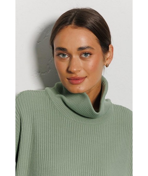 Вязаный женский оверсайз свитер фисташковый с разрезами по бокам