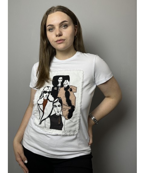 Стильная футболка женская летняя с вышитым рисунком белая Modna KAZKA MKNK170722-2 40