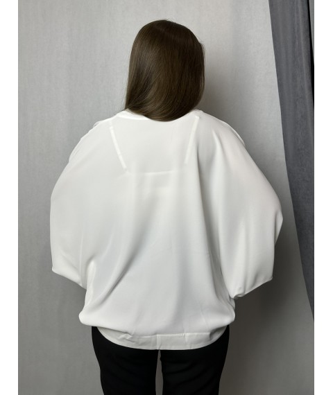 Блуза женская с рукавами "летучая мышь" белая Modna KAZKA MKTRG0540-1 46