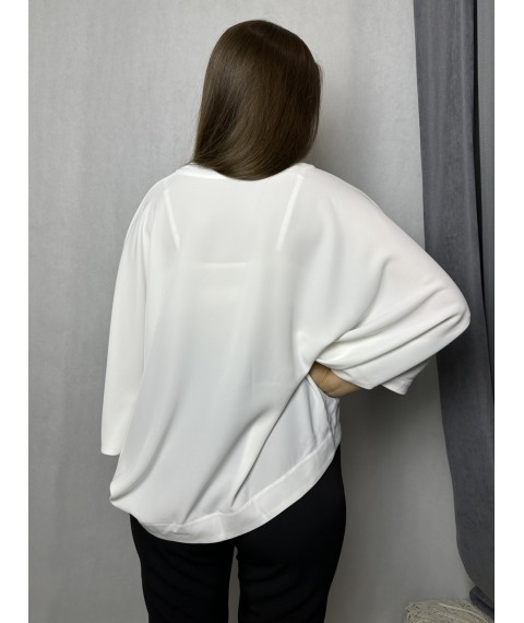 Блуза женская с рукавами "летучая мышь" белая Modna KAZKA MKTRG0540-1 46