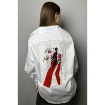Рубашка женская оверсайз с вышивкой на спине белая Modna KAZKA MKNK2090-1 42