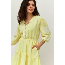 Женское летнее льняное платье жёлтого цвета с вышивкой и кутасами Modna KAZKA MKRM4078-1 42