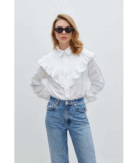 Женская рубашка с рюшею и пуговицами в белом цвете Modna KAZKA MKRM4166-1 44