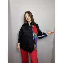 Рубашка женская черная оверсайз с 3D аппликацией Попугай Modna KAZKA MKNK2091-1 46