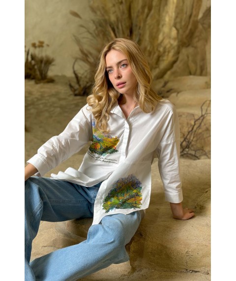 Рубашка женская свободного кроя белая с принтом Карпаты Modna KAZKA MKRM4184-1 48
