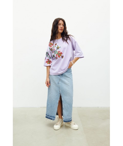 Женская футболка котоновая лиловая с принтом цветочной вышивки KAZKA MKRM4178-2