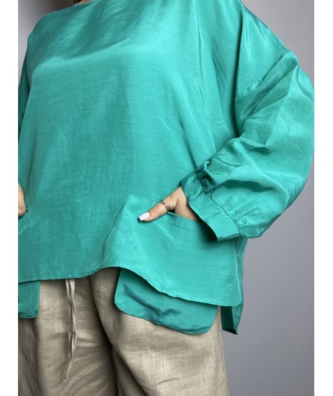 Рубашка женская зеленая с карманами оверсайз Modna KAZKA MKKC9025-2