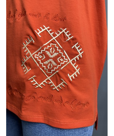 Женская футболка коттоновая оранжевая с этно-принтом KAZKA MKRM4174-3