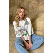 Женская белая котоновая футболка с ярким принтом KAZKA MKRM4177-1 48-50