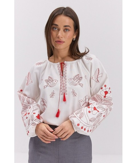 Женская вышиванка молочная с цветами и птичками гладью Modna KAZKA MKAR35049-1