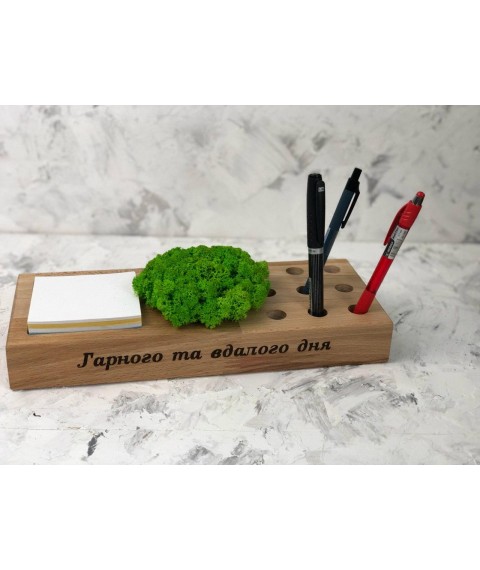 Wood organizer with moss