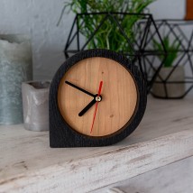 Uhr aus Holz und Acryl