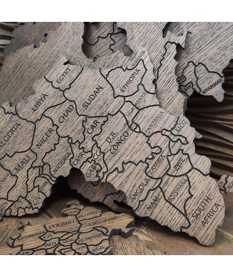 Карта мира из дерева дуб