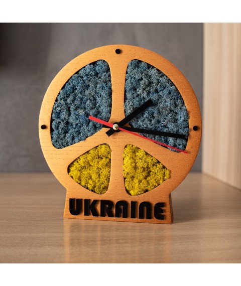 Часы настольные с мхом Украина.Часы Мир. Флаг Украины