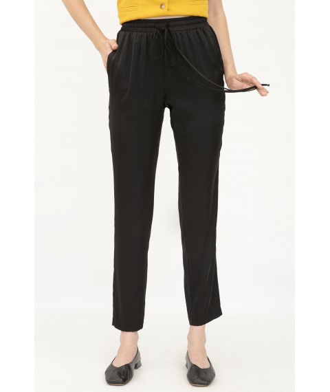Чорні жіночі брюки у білизняному стилі Бірсен 002
