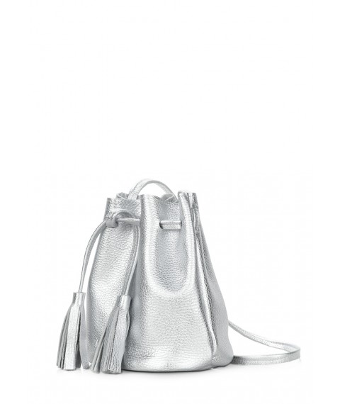 Серебряная кожаная сумочка на завязках Bucket