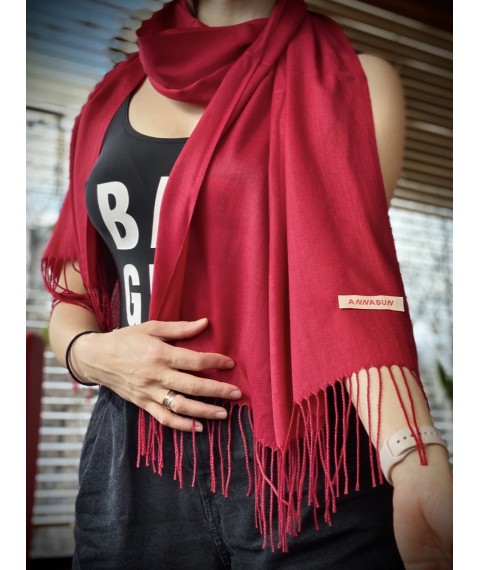 Women's demi-season long natural scarf with fringe burgundy