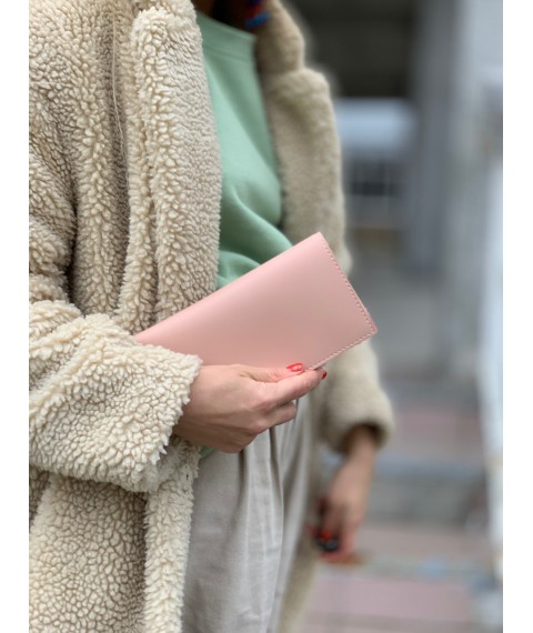 Гаманець жіночий модний з екокожі середній брендовий без логотипу пудровий рожевий