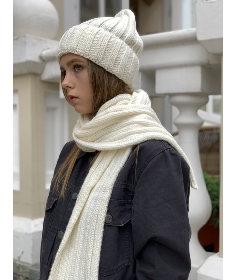 Women's fashionable knitted winter hat with collar white milk