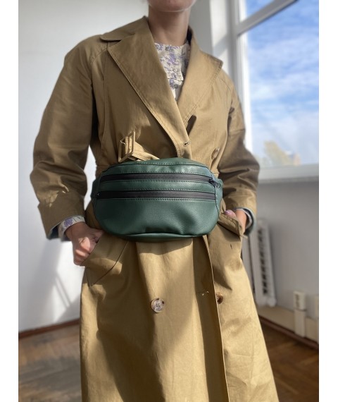 Большая женская зеленая сумка на пояс из экокожи