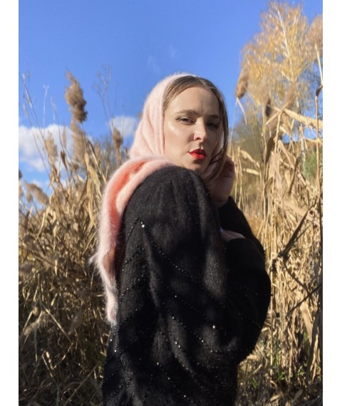 Косынка-платок теплая женская из ангоры пудровая зима