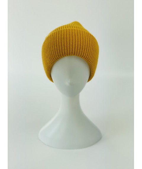 Желтая женская классическая шапка с двойным подворотом из ангоры зимняя