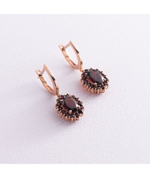 Gold earrings with pyrope (garnet) s04163 Onyx