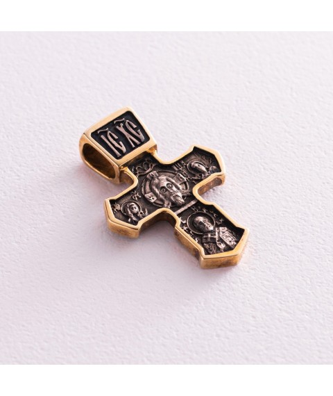 Серебряный крест с позолотой 132398 Онікс