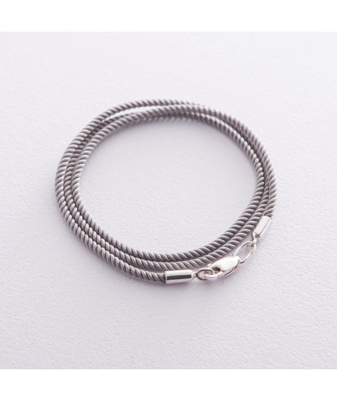 Шелковый серый шнурок с гладкой серебряной застежкой (2мм) 18495 Онікс  35