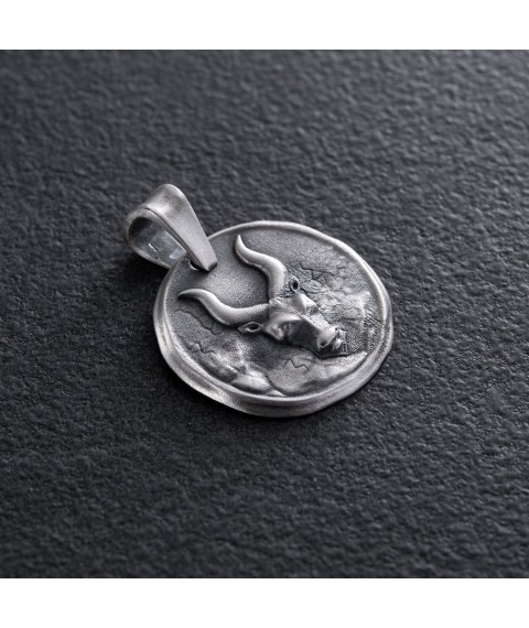 Silver pendant "Zodiac sign Taurus" 133221Tilets Onyx