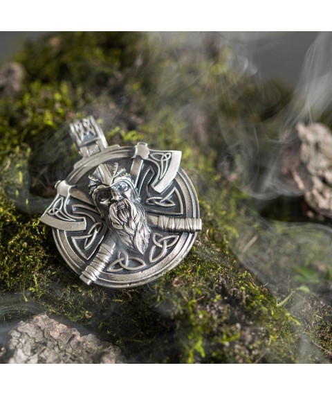 Silver pendant "Viking with axes" 266 Onyx
