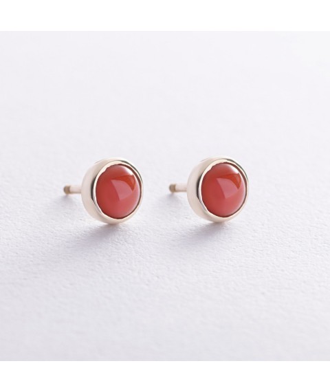 Earrings - studs with coral (yellow gold) s08677 Onyx