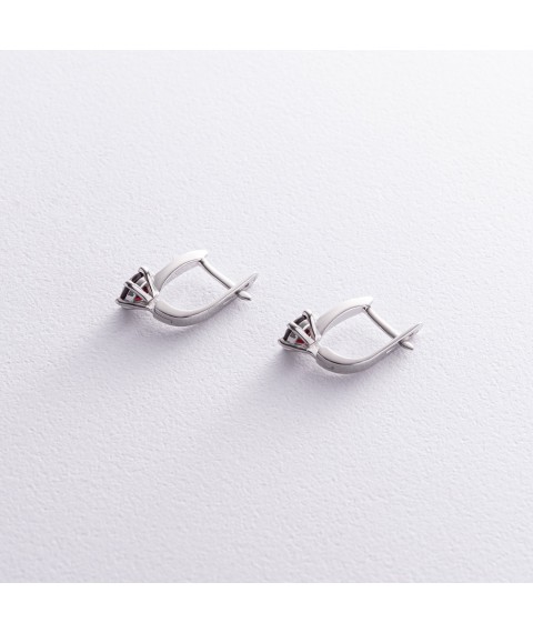 Silver earrings with pyropes GS-02-017-41 Onyx