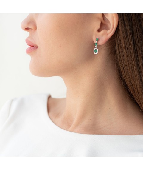 Gold earrings with emeralds and diamonds DE3735Echa Onyx