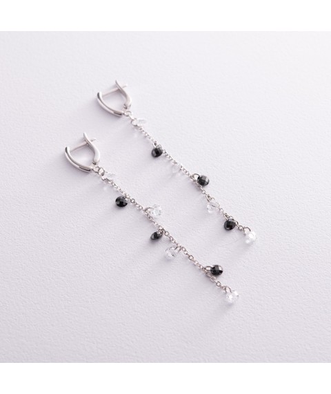 Срібні сережки з чорними та білими фіанітами 123286 Онікс
