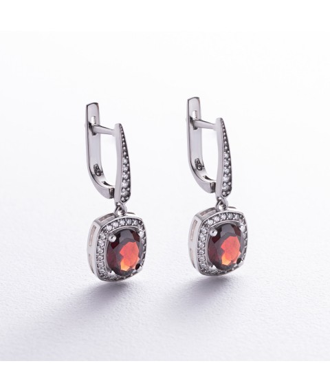 Silver earrings with pyropes and cubic zirconia GS-02-060-4110 Onyx