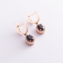 Gold earrings with pyrope (garnet) and cubic zirconia s01487p Onyx