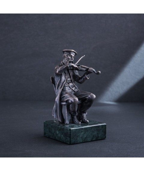 Серебряная фигура ручной работы "Скрипач" сер00061 Онікс