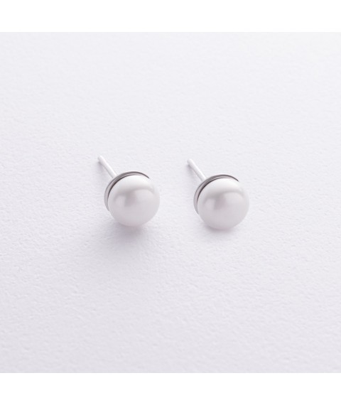 Silver stud earrings (cult. fresh pearls) 8 mm 121025 Onyx