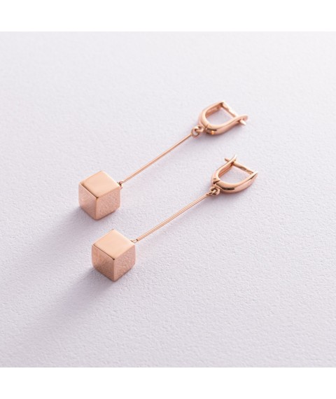 Gold earrings with cubes s05654 Onyx