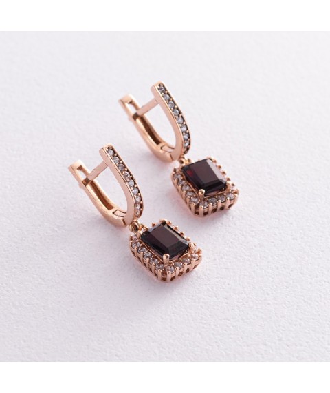 Gold earrings with pyrope (garnet) and cubic zirconia s04177 Onyx